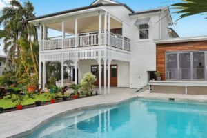 who gets the house in a divorce